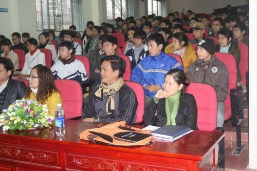 Lắng nghe người diễn thuyết Lắng nghe người diễn thuyết