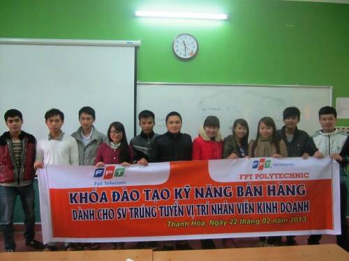 Sinh viên FPT Polytechnic Thanh Hóa tham gia khóa học