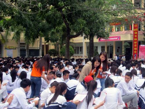 Sinh viên FPT Polytechnic Thanh Hóa trong ngày tư vấn Sinh viên FPT Polytechnic Thanh Hóa trong ngày tư vấn