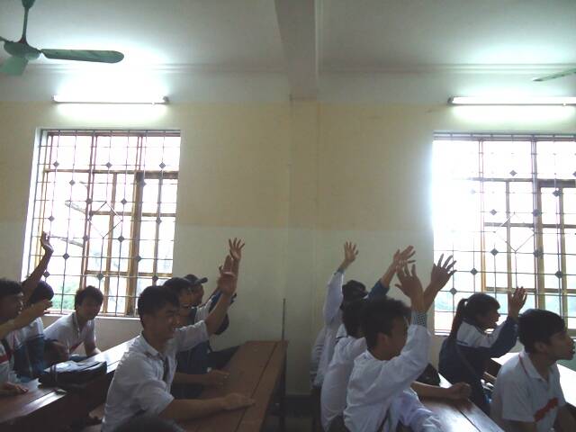 Học sinh THPT Hạ Long vui cùng chương trình