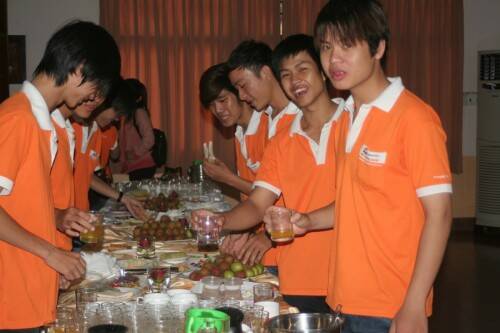 Sinh viên FPT Polytechnic Tây Nguyên tham dự tiệc trà