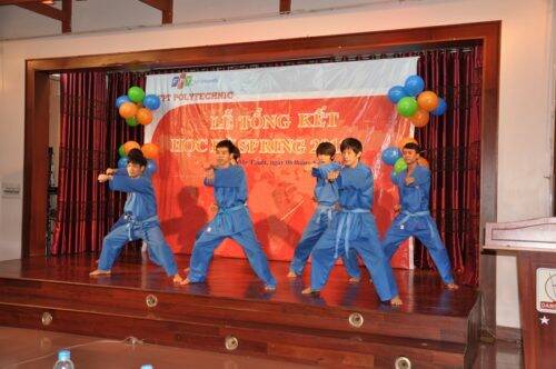 Sinh viên FPT Polytechnic Tây Nguyên biểu diễn võ Vovinam