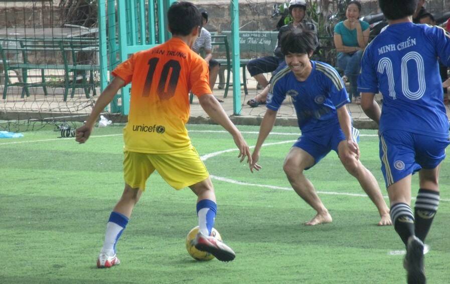 Cao đẳng thực hành FPT Polytechnic Tây Nguyên tham gia giải bóng đá giao hữu trong Tập đoàn. Cao đẳng thực hành FPT Polytechnic Tây Nguyên tham gia giải bóng đá giao hữu trong Tập đoàn.
