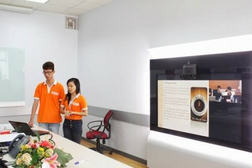 Nguyễn Phương Thảo trong cuộc thi "Poly Sáng tạo" của Cao đẳng thực hành FPT Polytechnic.