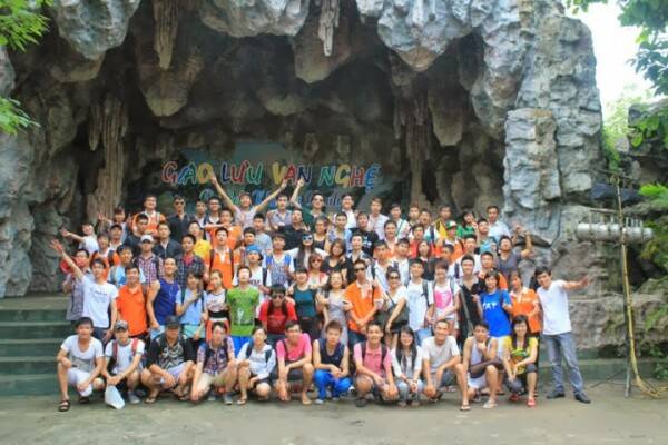 sinh viên Cao đẳng thực hành FPT Polytechnic định kỳ sẽ được tham gia các chương trình dã ngoại, trải nghiệm thực tế cho trường tổ chức để tăng cường sự giao lưu của cộng đồng sinh viên cũng như trang bị kỹ năng thực tế cho các em. 
