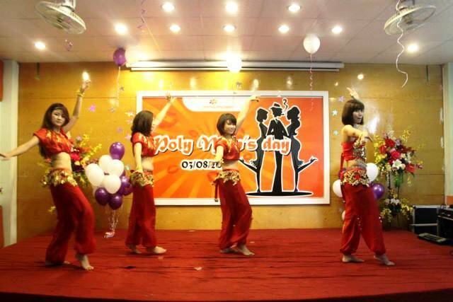 Chương trình "Poly Men's day" sẽ được Cao đẳng thực hành FPT Polytechnic Hà Nội tổ chức vào ngày 01/08/2014. 