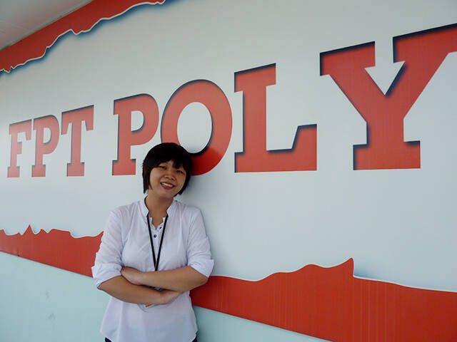 Sinh viên chuyên ngành Ứng dụng phần mềm, Cao đẳng thực hành FPT Polytechnic Hồ Chí Minh. Sinh viên chuyên ngành Ứng dụng phần mềm, Cao đẳng thực hành FPT Polytechnic Hồ Chí Minh.