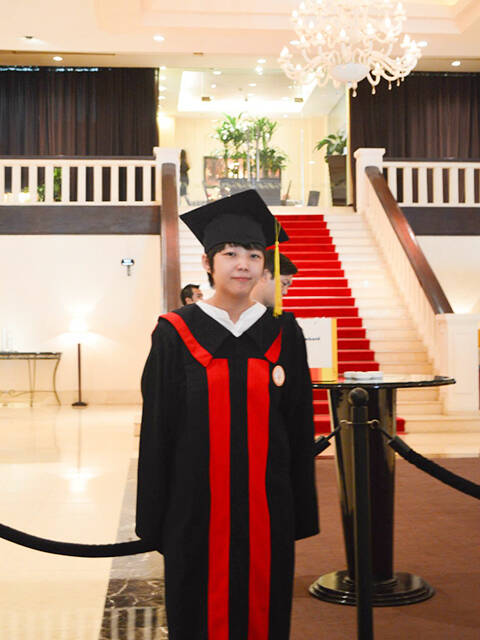Hiện, cựu sinh viên Cao đẳng thực hành FPT Polytechnic Trầm Ngọc Minh đang làm việc tại Công ty TNHH Giải pháp Aswig Solutions với vị trí Lập trình viên.