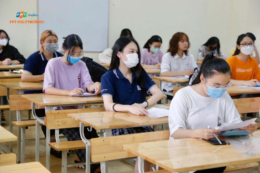 thí sinh thi tốt nghiệp trung học phổ thông