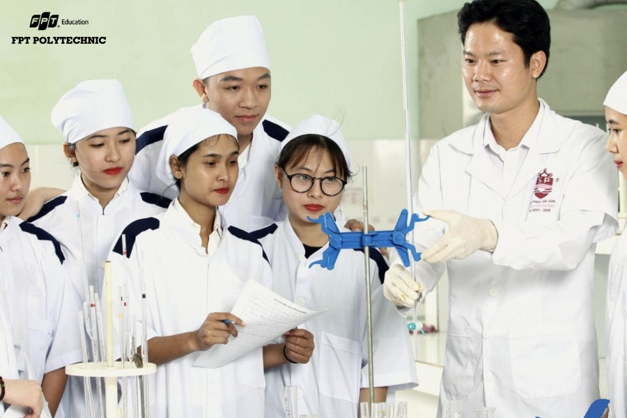 Cao đẳng Y dược Sài Gòn