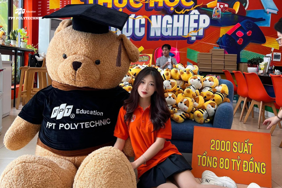 Mega live 100 tỷ tại Trường Cao Đẳng FPT Polytecnic