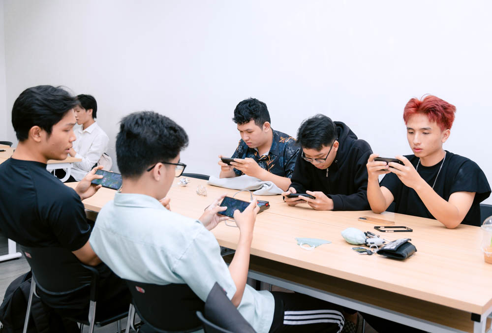 Poly Esports 2025