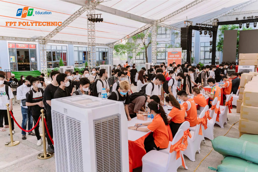 Cách thức nộp hồ sơ xét tuyển vào Cao đẳng FPT Polytechnic