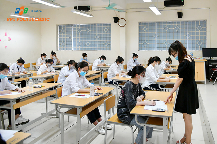 Điều kiện và hồ sơ đăng ký dự thi tốt nghiệp THPT năm 2025