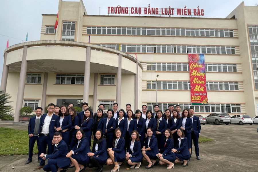 Trường Cao đẳng Luật miền Bắc