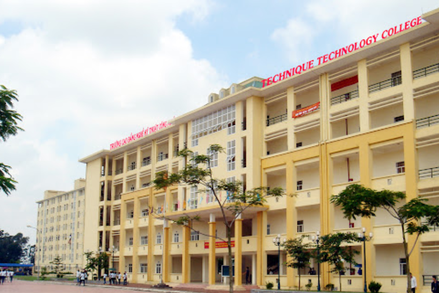 Trường Cao đẳng nghề Kỹ thuật Công nghệ