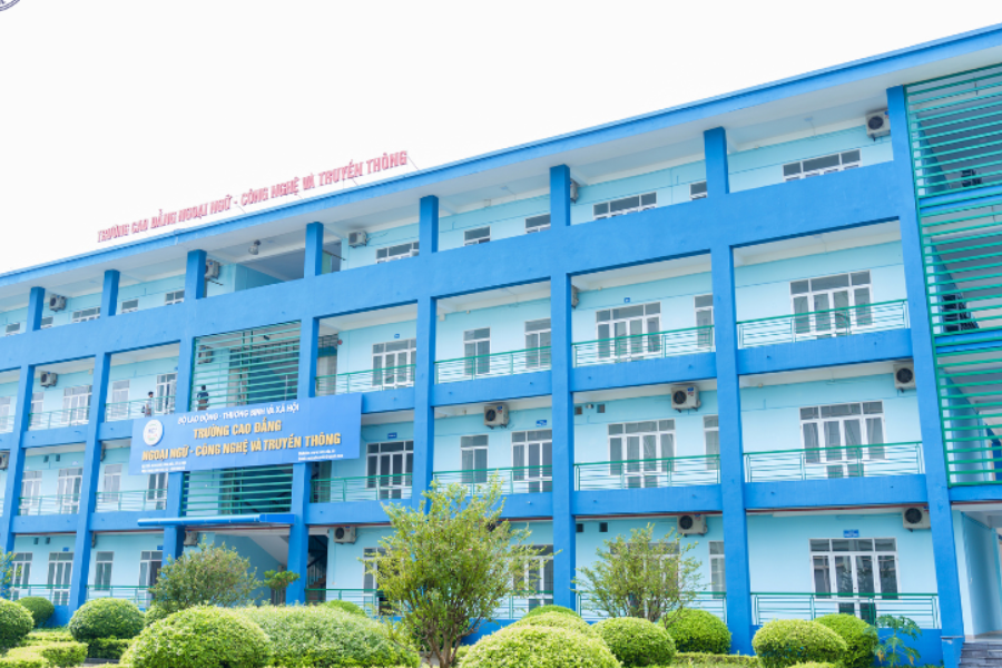 Trường Cao đẳng Ngoại ngữ – Công nghệ và Truyền thông 