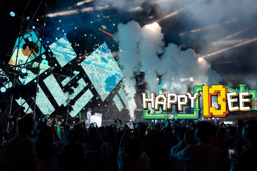 Các chương trình ngoại khóa, sự kiện nội bộ như Happy Bee, Lễ hội chào Tân sinh viên, Cuộc thi sáng tạo, CLB chuyên ngành… là “sân khấu” để sinh viên thể hiện năng lực tổ chức, kỹ năng làm việc nhóm và giao tiếp chuyên nghiệp.