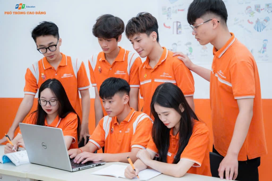 Các trường đào tạo Marketing & Sale uy tín nhất hiện nay