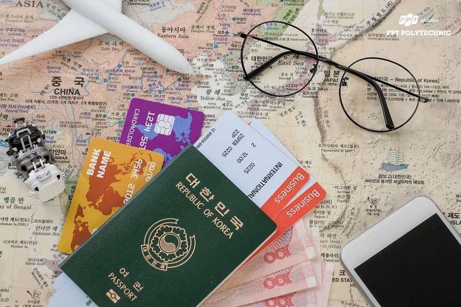 Bên cạnh việc tìm việc trực tiếp, nhiều bạn trẻ lựa chọn con đường du học tại Hàn Quốc để mở rộng cơ hội nghề nghiệp