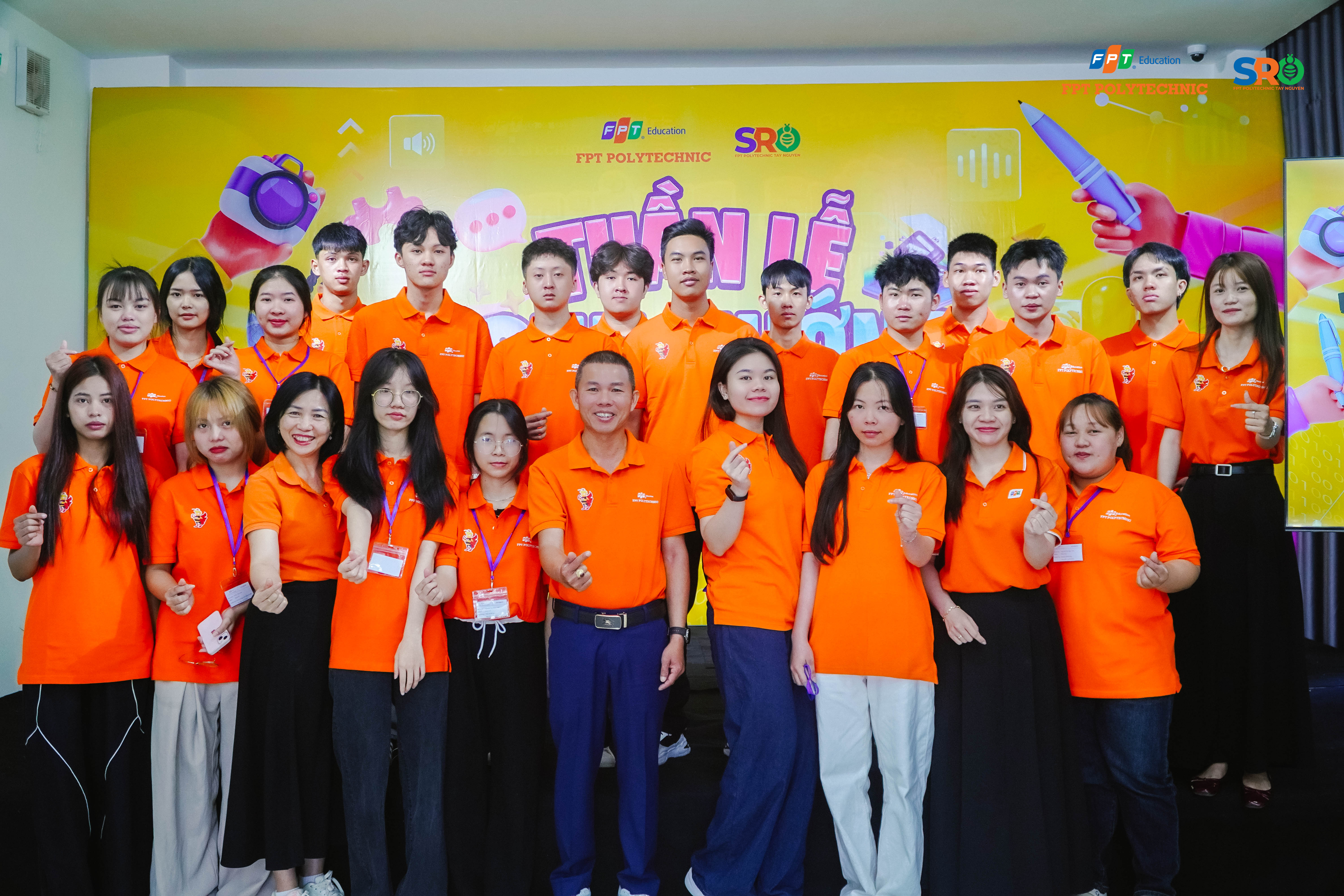 Sinh viên FPT Polytechnic tự tin thể hiện bản thân trong các hoạt động.
