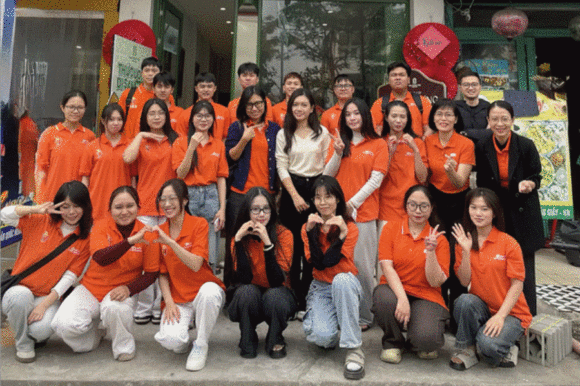 Sinh viên FPT Polytechnic năng động tham gia đa dạng hoạt động ngoài giờ học