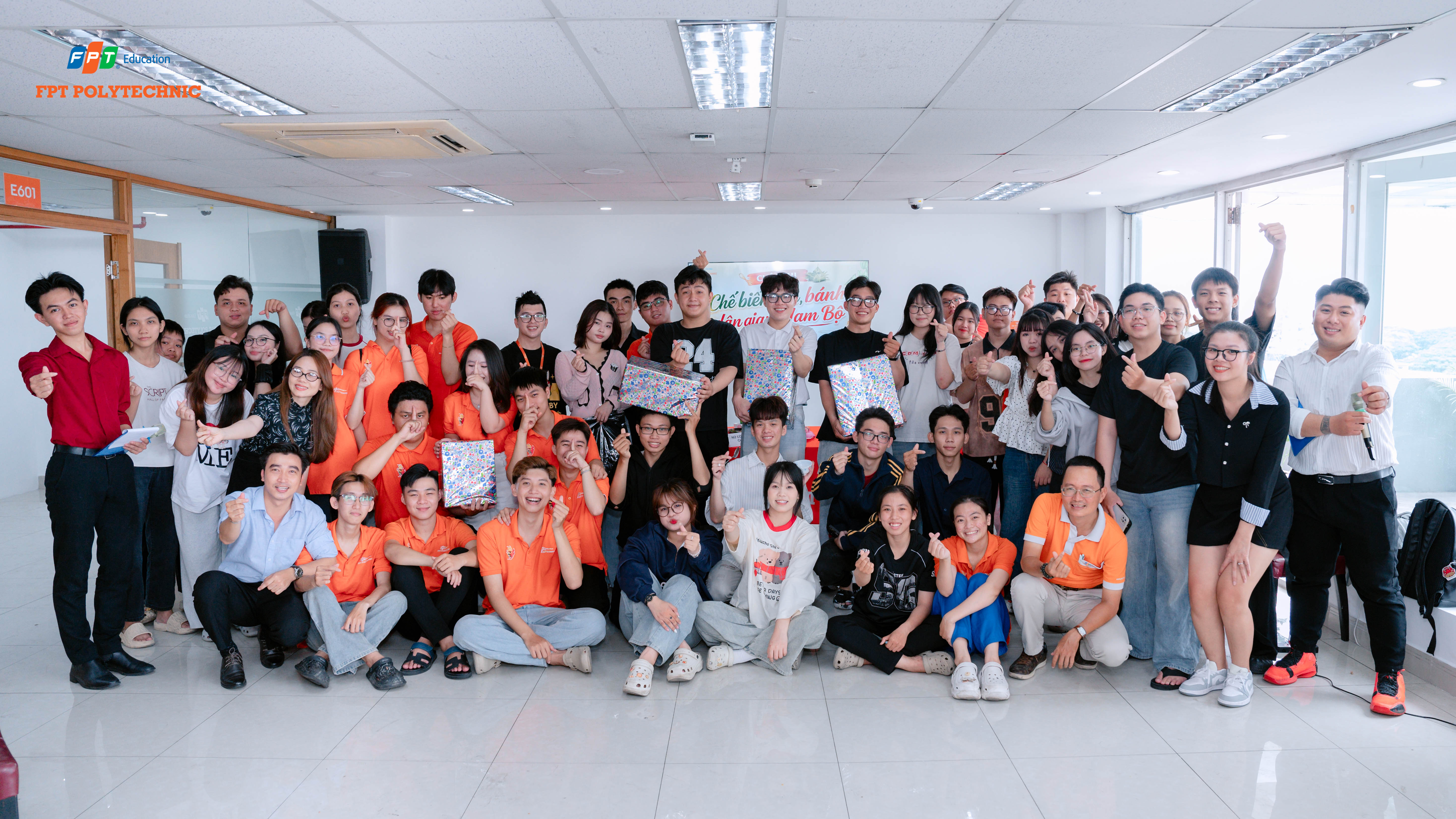 Đào tạo thực chiến – học đi đôi với trải nghiệm thực tế tại FPT Polytechnic.