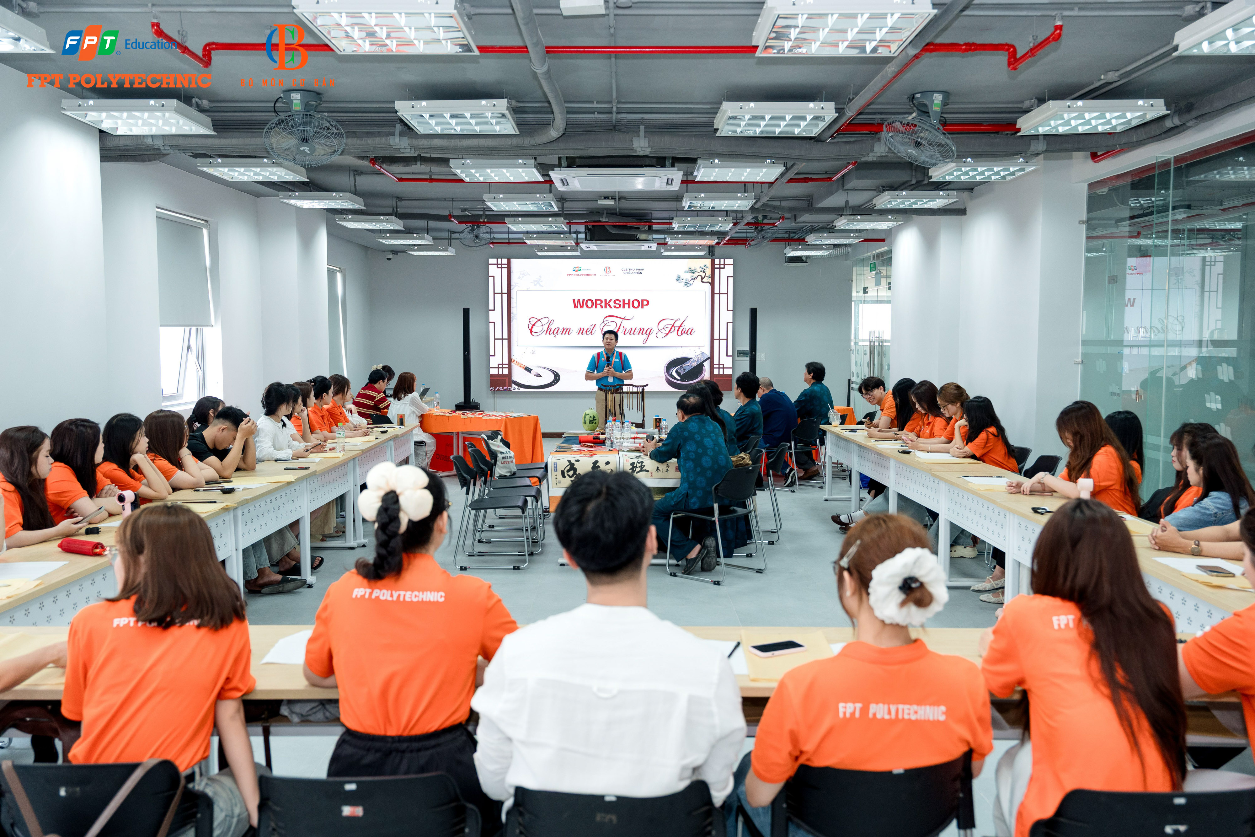FPT Polytechnic: nơi bạn không chỉ học mà còn chuẩn bị để làm được việc.