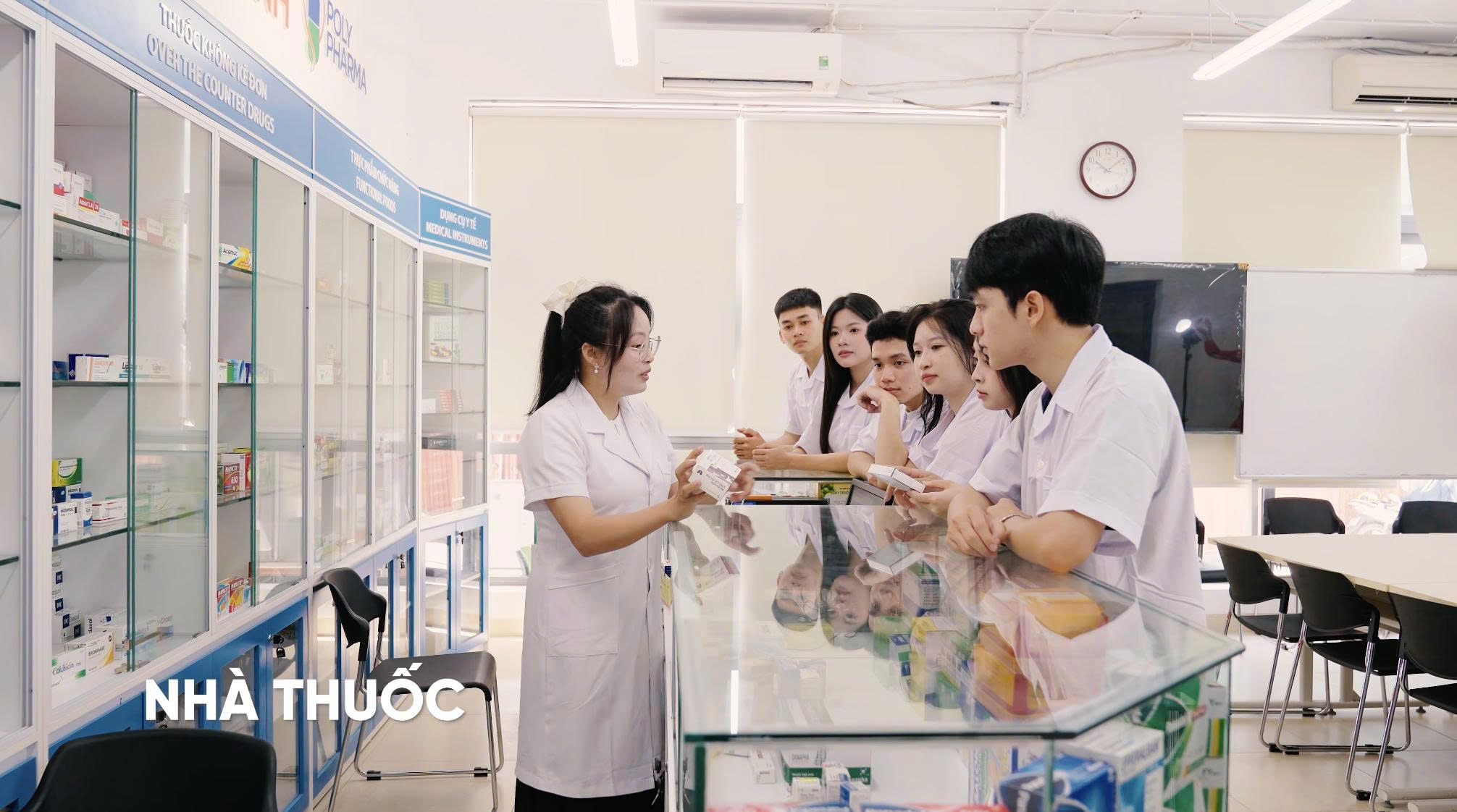 Cơ hội nghề nghiệp đa dạng sau khi tốt nghiệp ngành Dược tại FPT Polytechnic