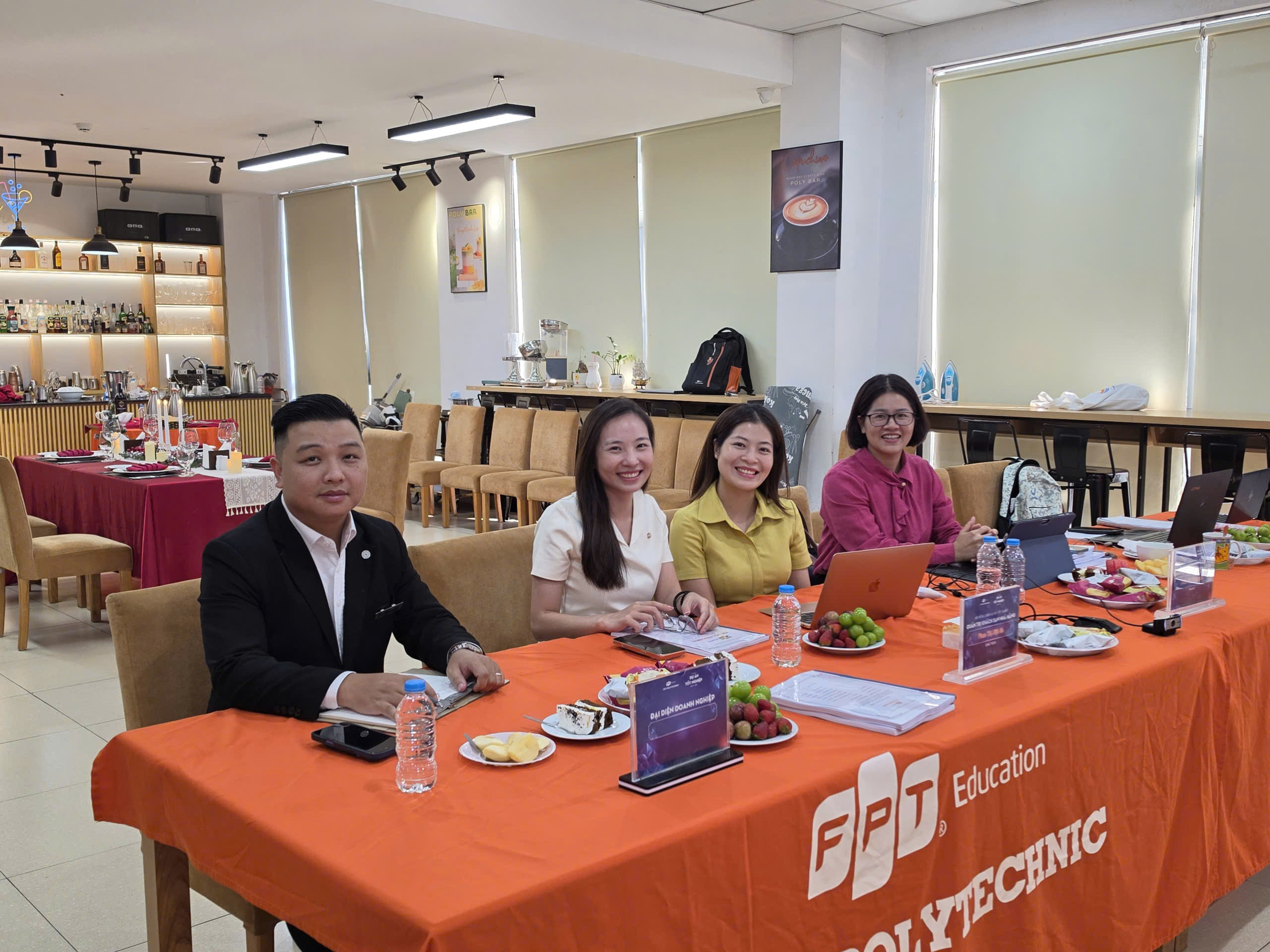 Lê Anh Nam - Trưởng ban Hành Hàng. Khách sạn Sheraton Hanoi West
